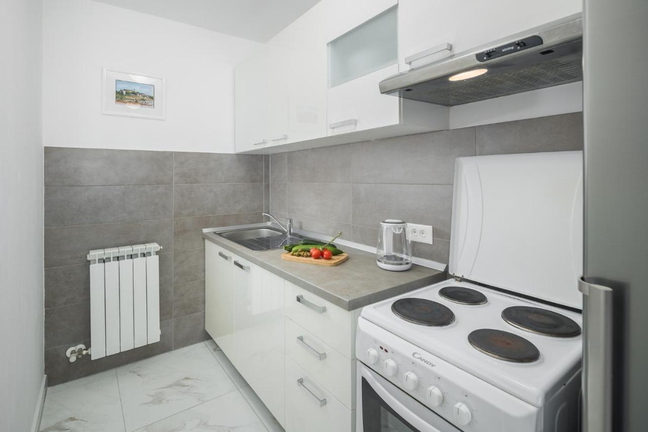 Elena Apartamento Poreč Exterior foto