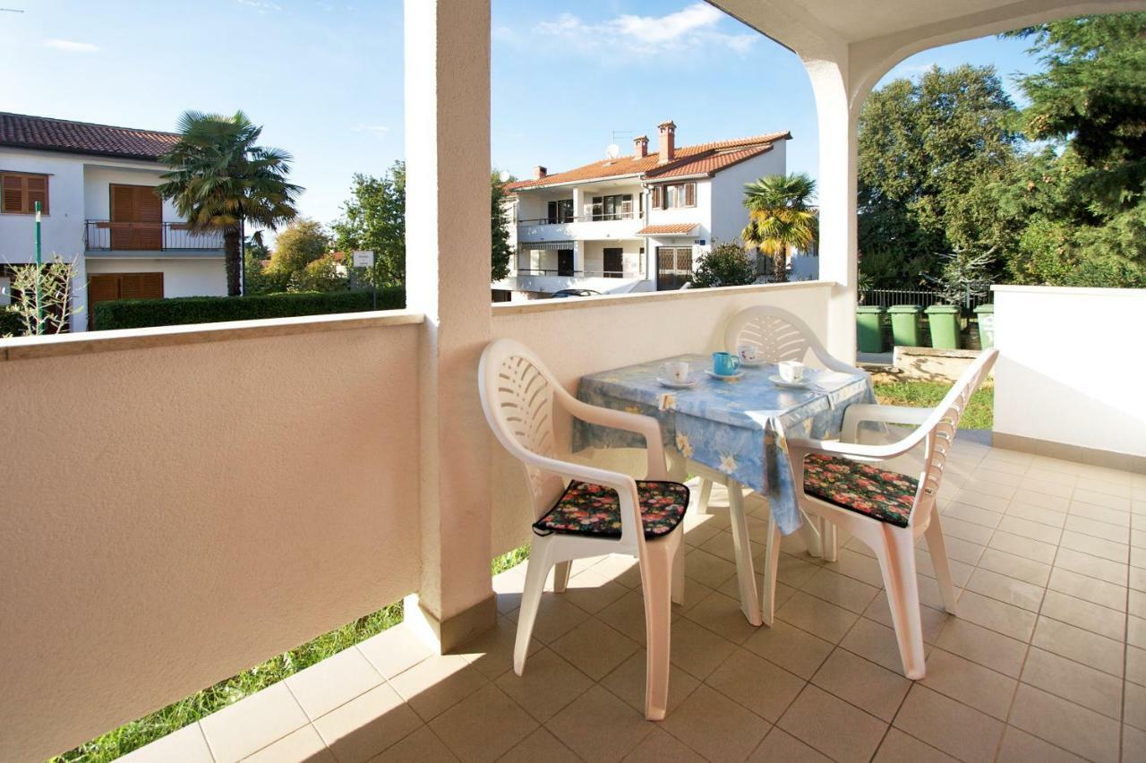 Elena Apartamento Poreč Exterior foto